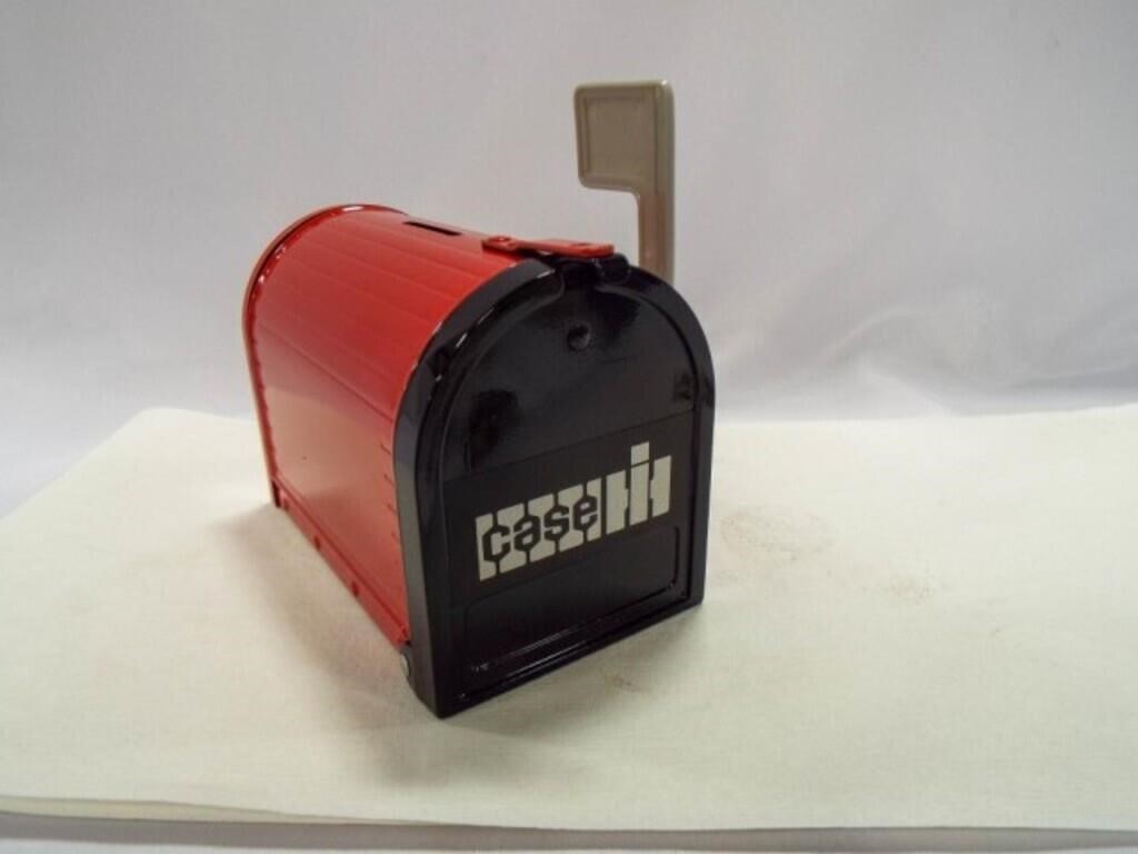 1990 ERTL Case International Harvester Mailbox