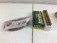 66 rounds 22-250 ammo. Loose rounds have some