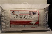New 2 pack feather pillows. King size