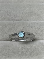 14k Gold Size 6.75 White Gold Light Blue Solitaire