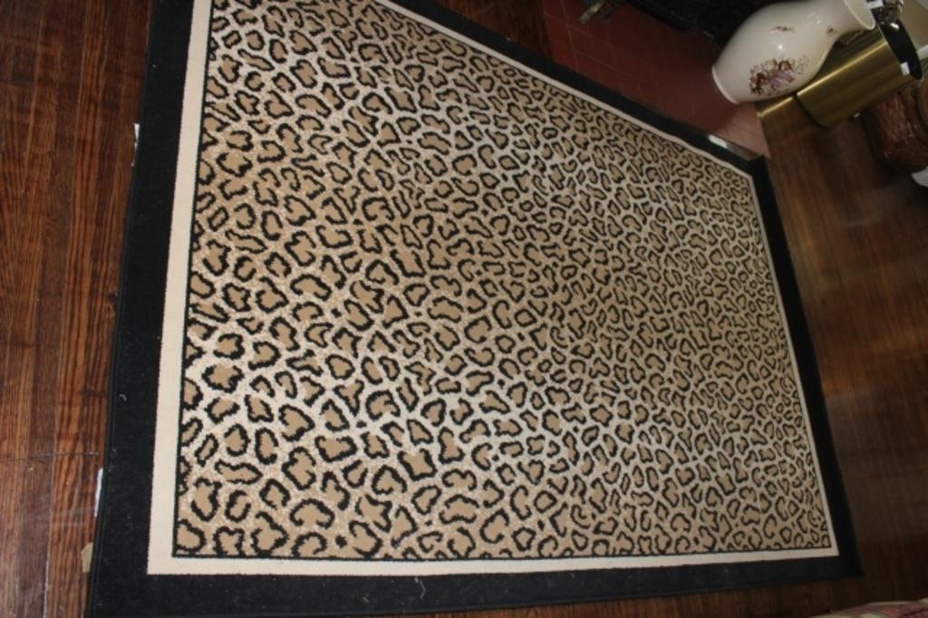 Animal Print Area Rug 91.5x62.5