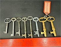 8 Antique Skeleton Keys