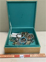 NICE JEWELERY BOX WITH COSTUME JEWELERY