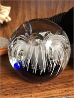 Art glass, clear/blue round paperweight