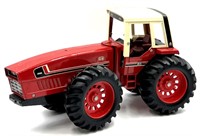 1:16 1979 ERTL Case IH 3588 2+2 Tractor Shelf Ed