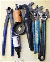 Hole Saws, Crescent Wrenches & Nail Puller