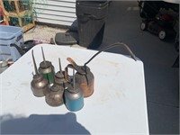 6 Oil Cans