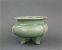 Chinese Green Glaze Tripod Porcelain Censer