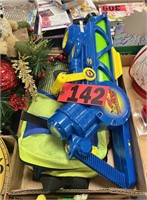 Childrens items: Hydro rocket gun & swim kit