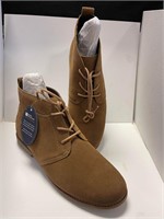 MENS SIZE 7.5 BOOTS
