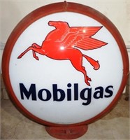 Mobilgas Gas Pump Globe / Topper