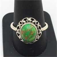 Sterling Silver Ring W Green Stone