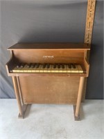 Jaymar small piano