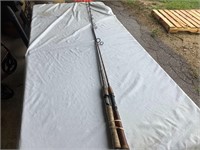 2 Fishing Poles 6'