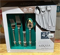 Mikes Stainless Steel 45pc Silverware Set