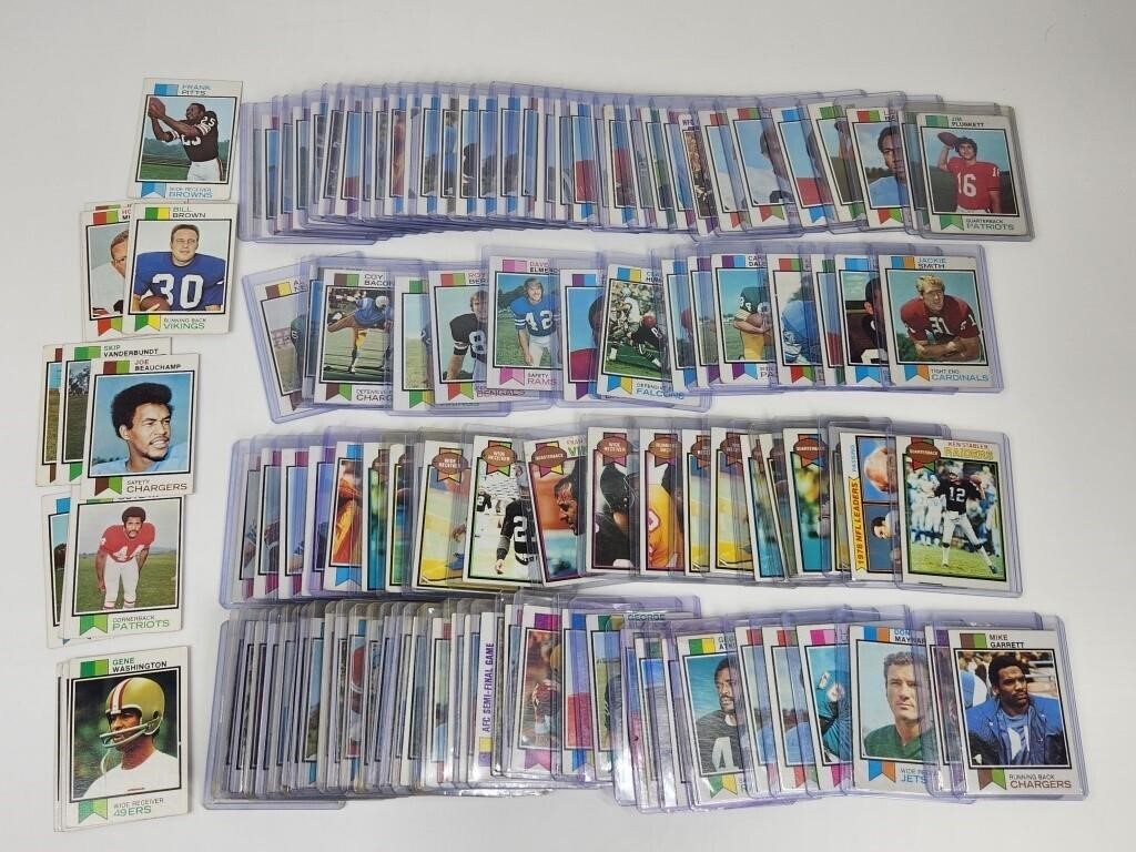 LARGE ASSORTMENT OF 1978 TOPPS FOOTBALL CARDS