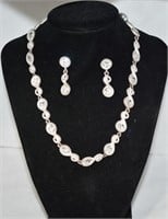 Vendome Necklace & Earrings Set