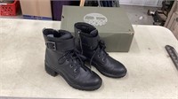 Timberland boots size 8 EUC