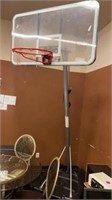 OUTDOOR BASKETBALL HOOP AND STAND