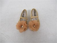 Girls' 3T Shoes, Gold