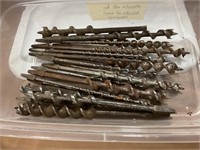 Vintage square shank wood drill bits w/tote