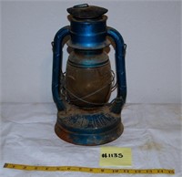 ANTIQUE DIETZ NO. 2 D-LITE LANTERN