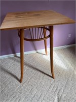 ANTIQUE PARLOUR TABLE WITH WICKER SPINDLES