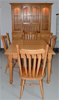 Oak  Dining Set Hutch Table & Chairs