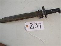 U.C. Lockable Bayonet Knife