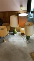 5 lamps 2 are matching