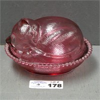 Cranberry Glass Cat on the Nest