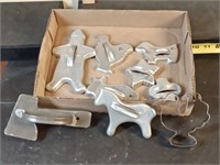 group of vtg tin & aluminum cookie cutters