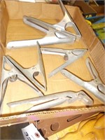 Box w/(7) Metal Clamps