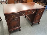 STUNNING BALL AND CLAW CHIPPENDALE DESK