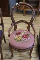 UPHOLSTERED ACCENT CHAIR