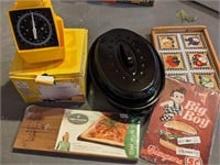 MIXED LOT OF ITEMS