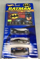 Hot wheels Batman guide and 3 toy cars