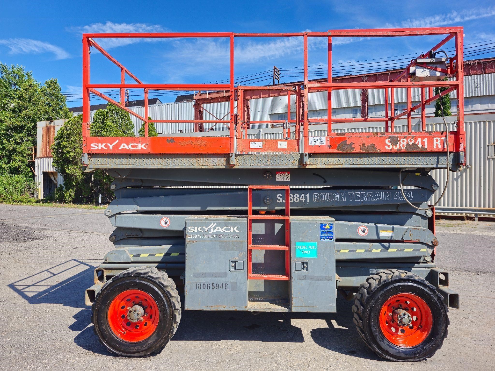 Skyjack SJ8841RT 41ft Scissor Lift