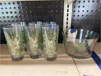 6 Holly Tumblers & Holly Serving Bowl