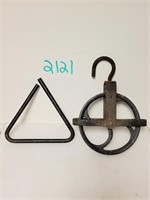 Cast Iron Pulley & Triangle