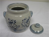 'Gaggle of Geese' Covered Pot