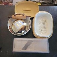 Vegetable cutter & miscellaneous kitchen items