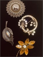 Estate Broaches 4 Antique Costume Pcs very lovely