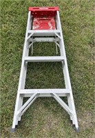 4’ Aluminum Ladder
