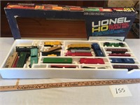 Lionel HO Electric Train Set w/ Box