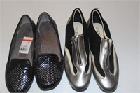 2 pairs of shoes size 5