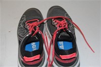 HOKA tennis shoes size 6 1/2