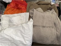 ASSORTMENT OF CLOTHES VARIETY OF SIZES