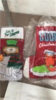 2 new Garfield Christmas socks