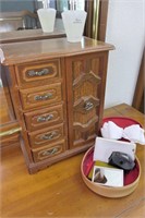 Jewelry Box & Case